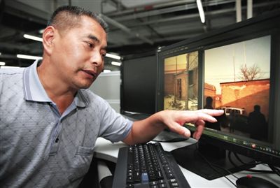 受害者王维龙介绍2012年被关“黑监狱”事情发生后,自己用手机拍摄的照片。