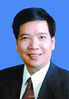 秦光荣任人大常委会内务司法委员会副主任委员 秦光荣任人大常委会内务司法委员会副主任委员