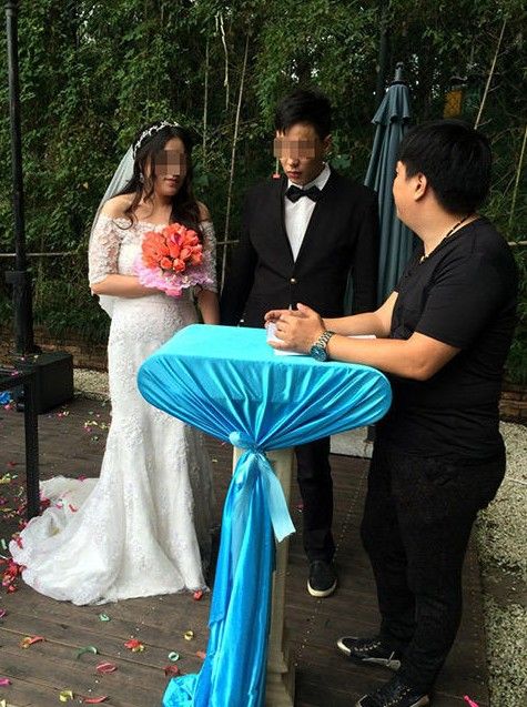温州90后女孩办分手典礼 结束与男友婚外情(图)