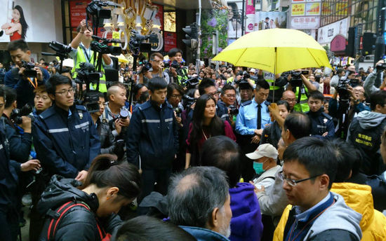 香港两个半小时完成铜锣湾清场 香港两个半小时完成铜锣湾清场