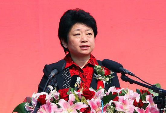 现年53岁的黄莉新任中共南京市委书记。