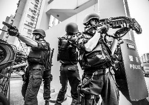 拐弯枪,学名叫“拐角观察操作平台系统”