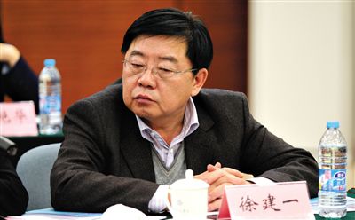 一汽集团董事长徐建一被调查