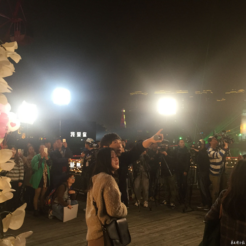 沈腾向女友求婚成功 结束12年爱情长跑 沈腾向女友求婚成功 结束12年爱情长跑