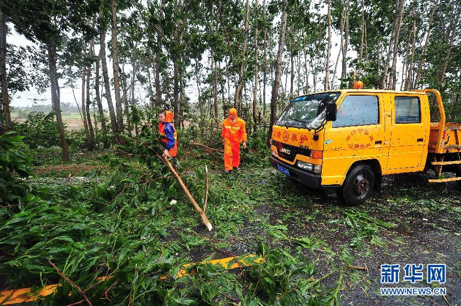 超强台风“威马逊”登陆海南 最大风力17级