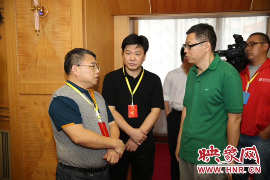 映象网全程直播省十二届人大常委会专题询问会