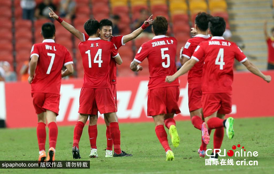 国足1-0力克沙特取得开门红