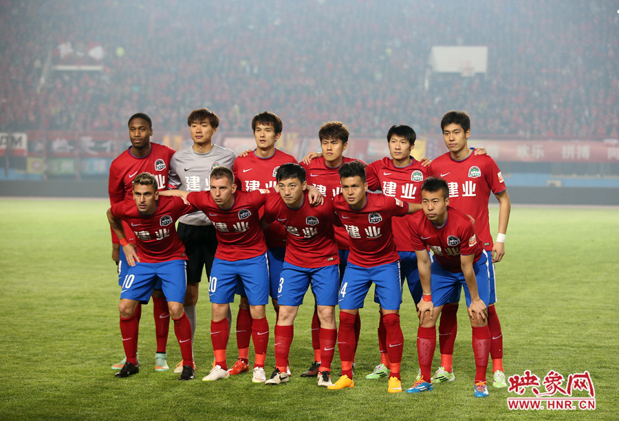 河南建业2:1力克广州恒大