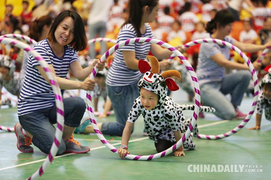 中国日报聚焦各地迎“六一”儿童节