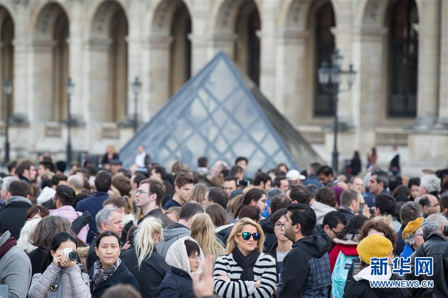 巴黎卢浮宫等主要公共场所重新开放