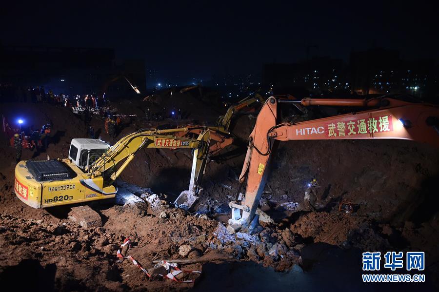 救援车源源不绝，救援人源源不断——深圳滑坡灾害救援处置36小时全景扫描