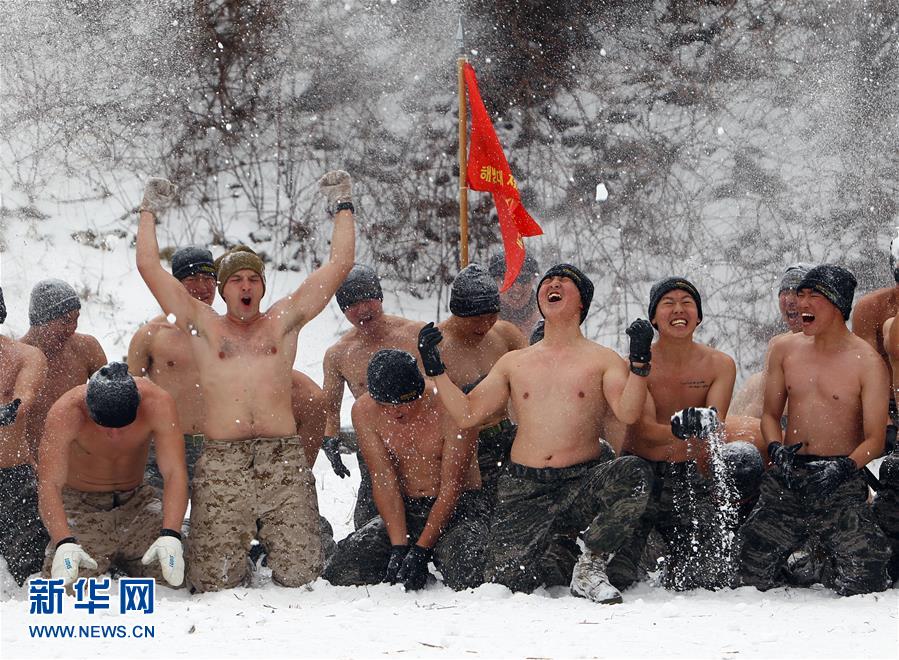 韩美举行极寒雪地联合训练(高清组图)