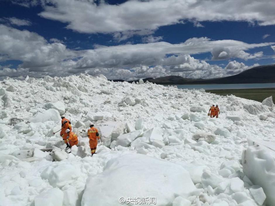 阿里“冰崩” 塌方6亿立方米