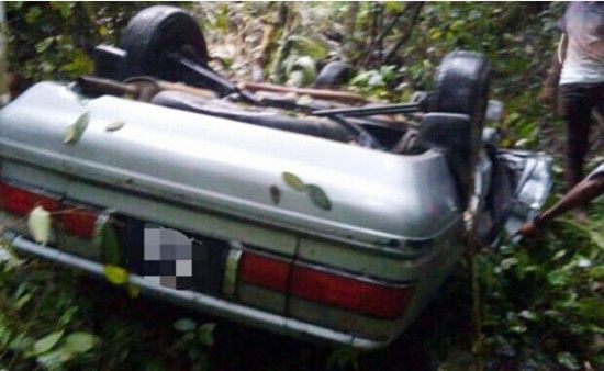 马来西亚一男子遭遇车祸爬行3天终获救（图）