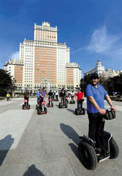 万达购买的马德里地标建筑“西班牙大厦”。