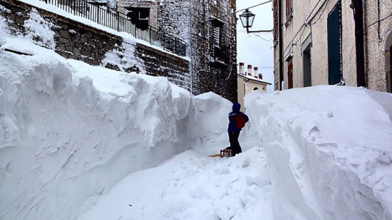 意大利小镇单日降雪256厘米或破世界纪录