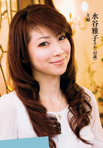 梨花头始祖41岁 身材火辣皮肤好似少女