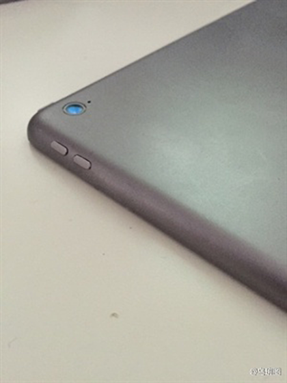 疑似12.9英寸iPad曝光 或配USB-C接口 疑似12.9英寸iPad曝光 或配USB-C接口