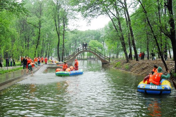 河南九大漂流带您畅爽夏日嗨翻天 河南九大漂流带您畅爽夏日嗨翻天