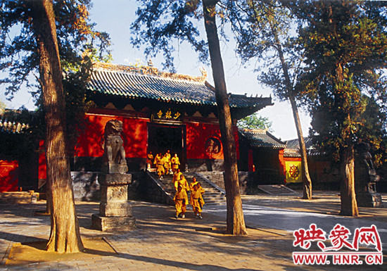 中秋赏月来中岳,中不中,中!