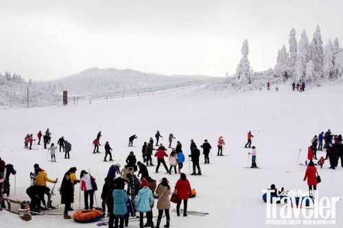 徒步林海雪原 寻找中国最美的赏雪胜地