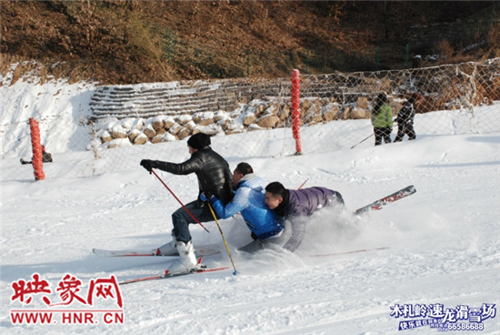 木札岭滑雪场6日开滑 1元钜惠,就是这么任性! 木札岭滑雪场6日开滑 1元钜惠,就是这么任性!