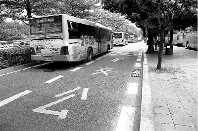 深圳公交每年新增至少500台空调车