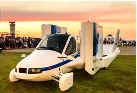 全球第一辆飞行折叠汽车问世 合法上路可飞可跑
