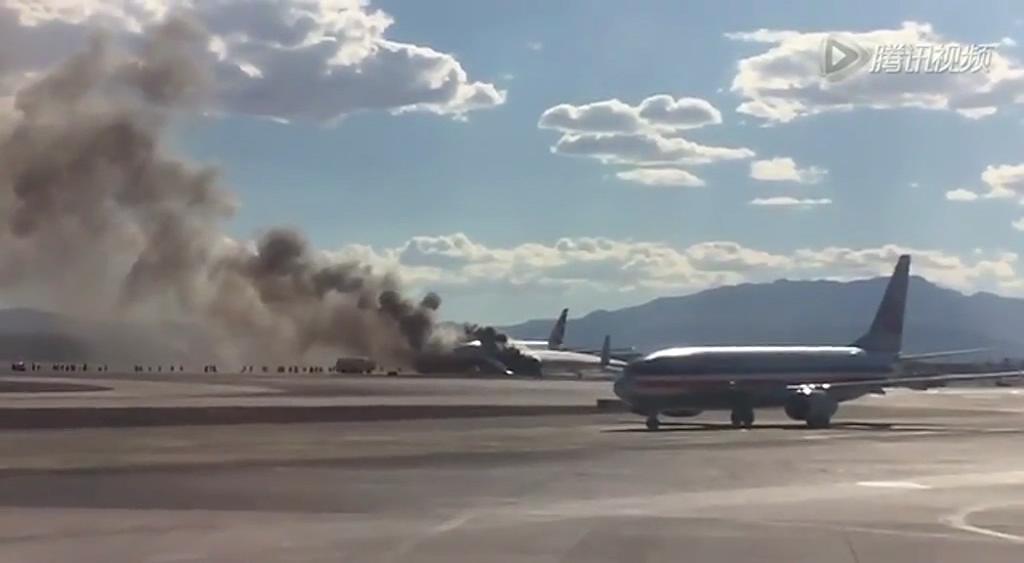 英国航空公司飞机跑道上起火 乘客死里逃生