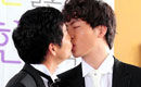 韩导演与同性恋人现场热吻 宣布年内结婚