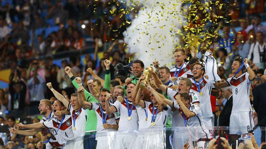 世界杯战报:德国加时绝杀胜阿根廷夺冠
