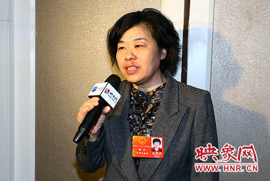 河南省人大代表路云接受映象网记者采访