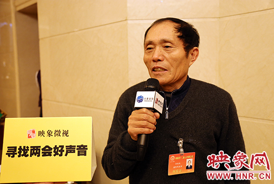 全国人大代表、河南濮阳西辛庄村党支部书记李连成