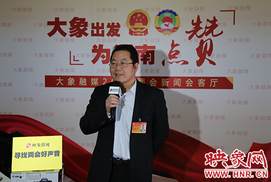 河南省政协委员、中闻律师事务所主任吴革