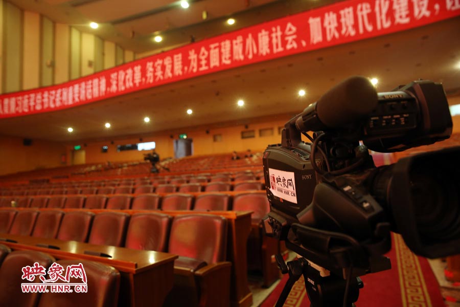 大象融媒现场直播设备架设基本完成。