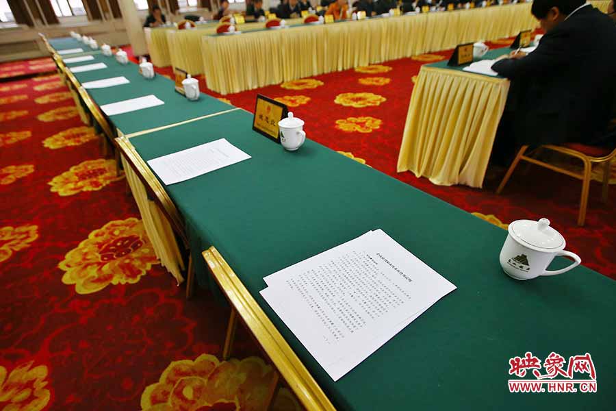 除会议材料外，铅笔等工具也不在提供