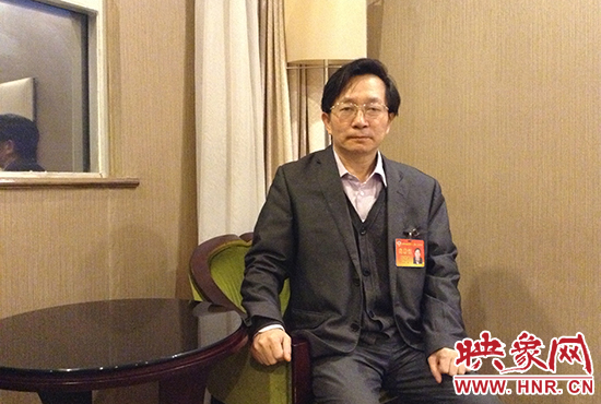 河南政协委员、郑州轻工业学院经济与管理学院院长彭诗金