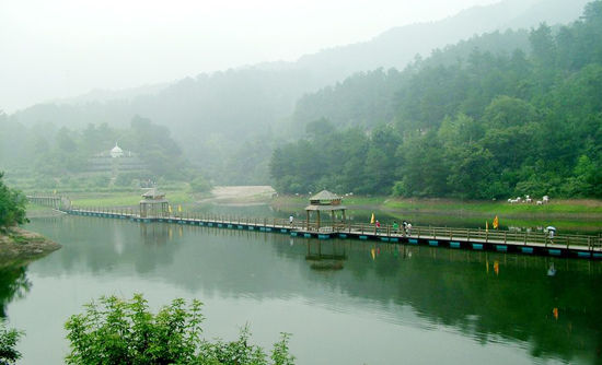 信阳灵山景区