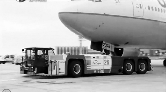 能拖动A380的“大力士”