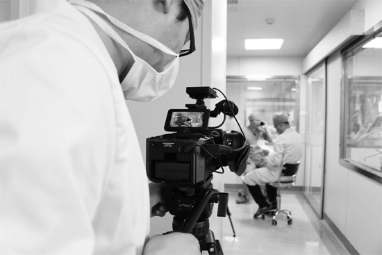 《生死之门——ICU见证实录》拍摄现场 图片由摄制组提供