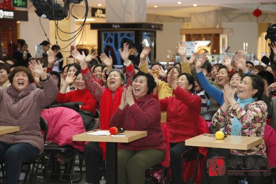 公共频道春节特别推出《百姓护照·过大年》活动