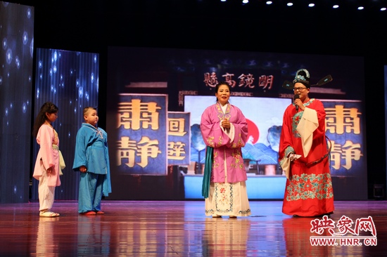 戏曲小品《新编铡美案》