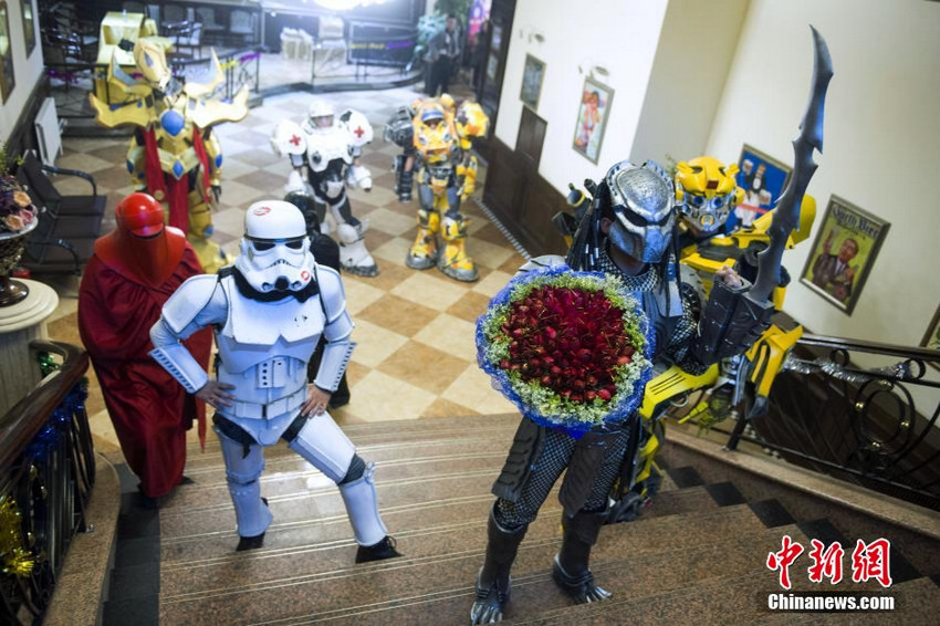 "铁血战士"求婚