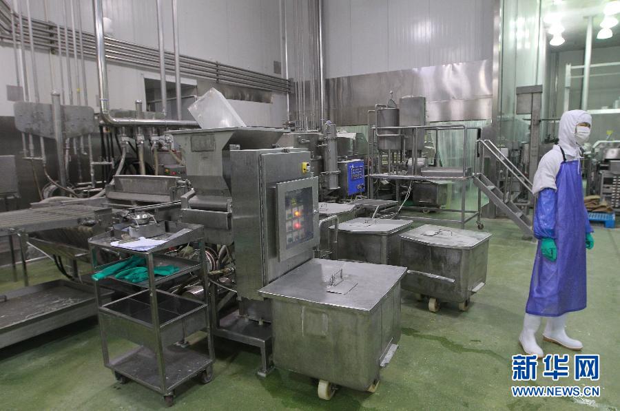 麦当劳肯德基供应商被曝用过期劣质肉
