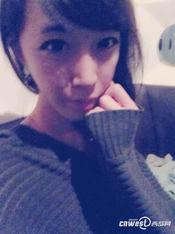西安男大学生爱男扮女妆 美艳迷倒宅男