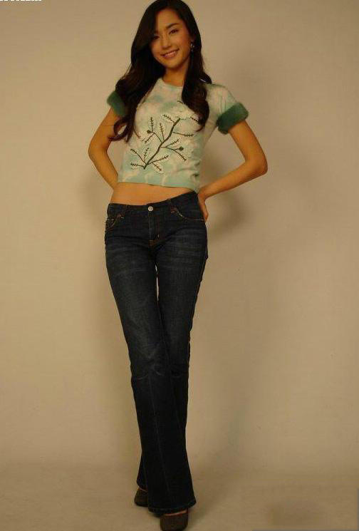 北语美女外教私照曝光 酷似韩国美女金泰熙