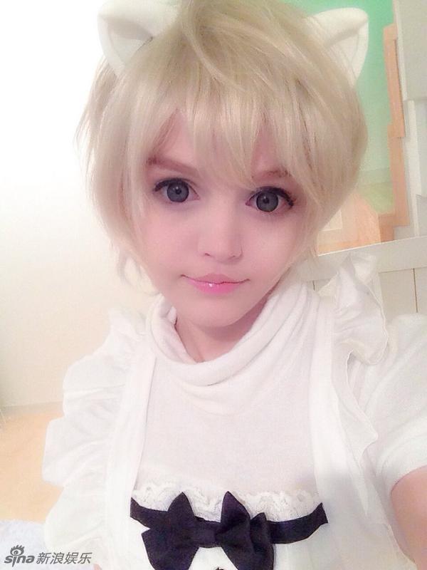 美国少女酷似芭比娃娃 当嫩模走红日本