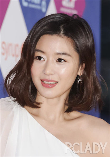 全女神都剪了韩剧女王们掀起短发风潮