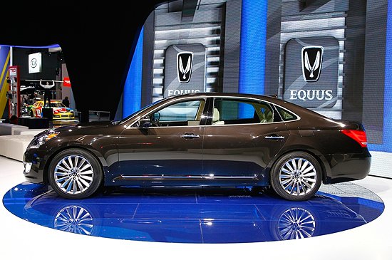 新款现代雅科仕亮相纽约