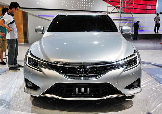 一汽丰田新款锐志成都发布新车本月上市